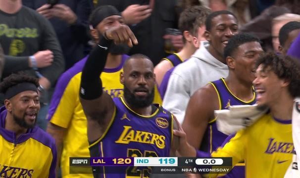 开云-第8次压哨绝杀仅次乔丹！詹皇20秒内大秀顶级球商